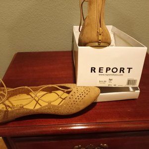 Beige cut out suede flats w/elastic laces